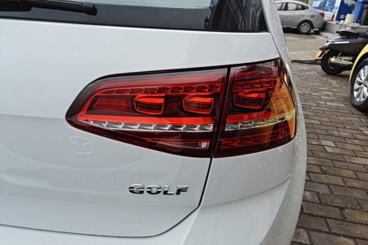 Used Volkswagen Golf 2017 230TSI Automatic Luxury Million-Vehicle Commemorative Edition Right Rear Taillight