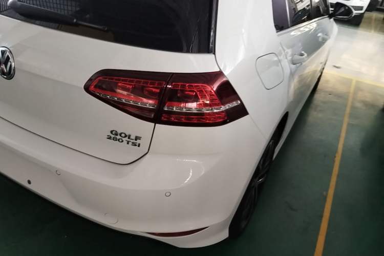 Used Volkswagen Golf 2017 280TSI Automatic R-Line Million-Vehicle Commemorative Edition Right Rear Taillight