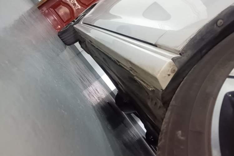 Used Volkswagen Golf 2017 280TSI Automatic R-Line Million-Vehicle Commemorative Edition Right Side Sill