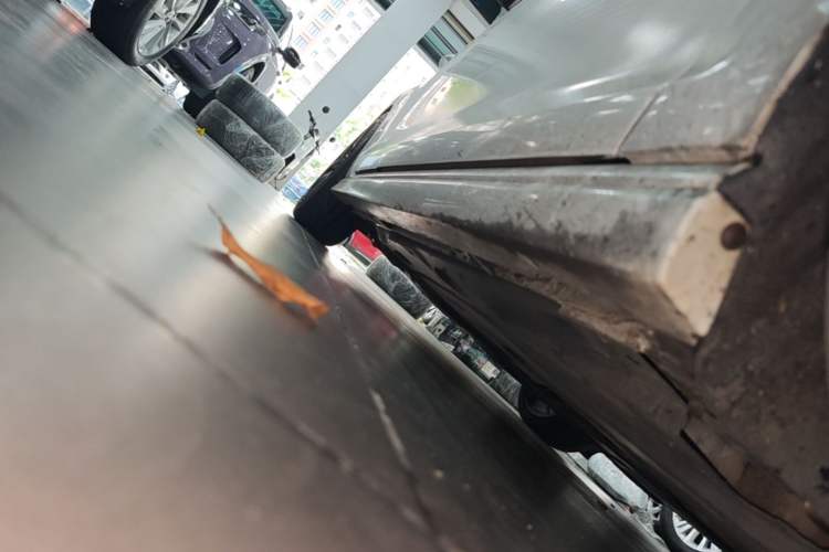 Used Volkswagen Golf 2017 280TSI Automatic R-Line Million-Vehicle Commemorative Edition Right Side Sill