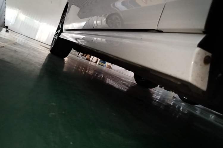Used Volkswagen Golf 2017 280TSI Automatic R-Line Million-Vehicle Commemorative Edition Right Side Sill