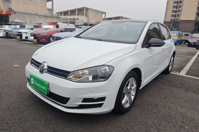 Used Volkswagen Golf 2017 1.6L Automatic Comfort Million-Vehicle Anniversary Edition