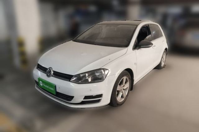 Used Volkswagen Golf 2017 1.6L Automatic Comfort Million-Vehicle Anniversary Edition