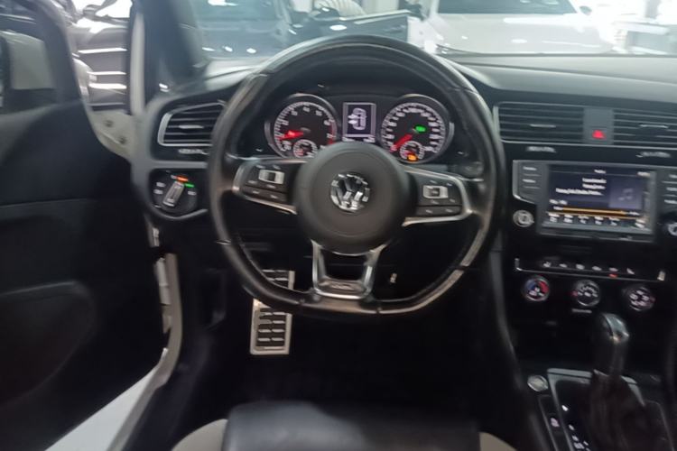 Used Volkswagen Golf 2017 280TSI Automatic R-Line Million-Vehicle Commemorative Edition Steering Wheel