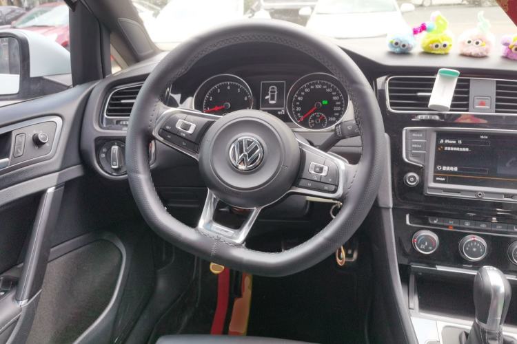 Used Volkswagen Golf 2017 280TSI Automatic R-Line Million-Vehicle Commemorative Edition Steering Wheel