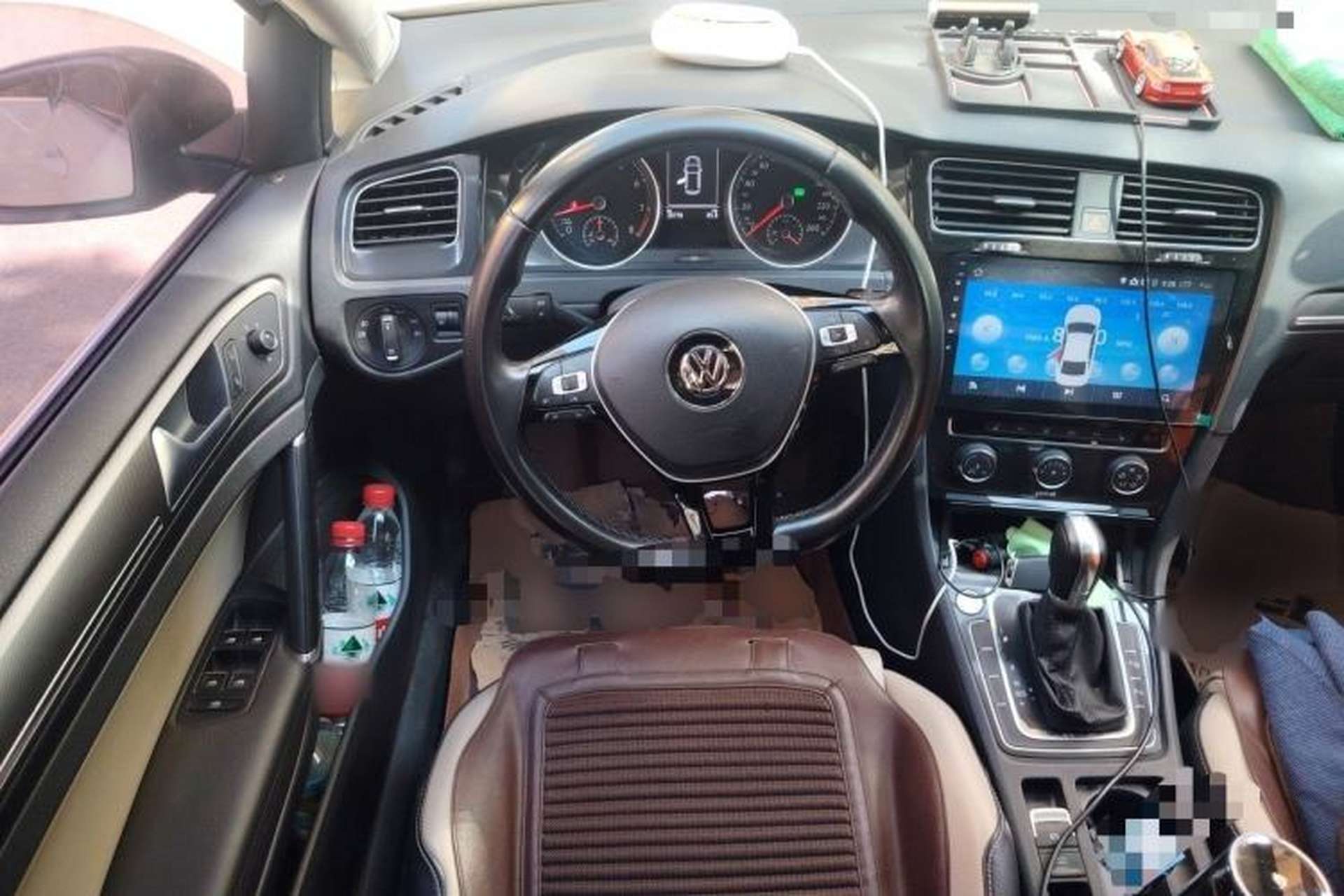 Used Volkswagen Golf 2017 230TSI Automatic Luxury Million-Vehicle Commemorative Edition Steering Wheel