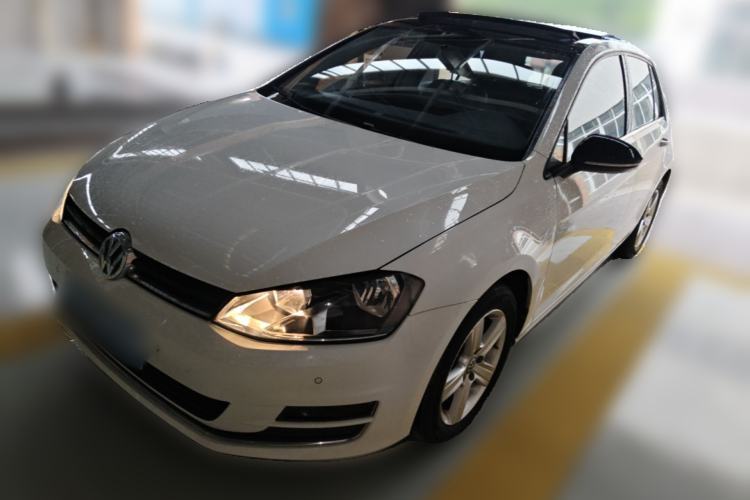 Used Volkswagen Golf 2017 1.6L Automatic Comfort Million-Vehicle Anniversary Edition Guazi used car, China used car export, Used car for sale, Used  cars, Cheapest cars for sale
