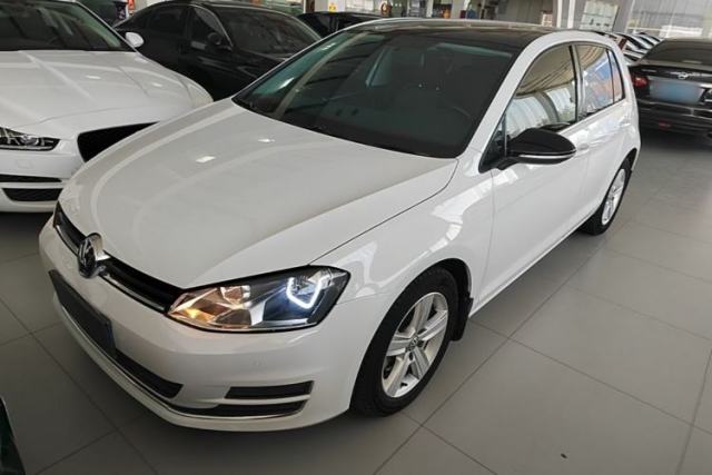 Used Volkswagen Golf 2017 1.6L Automatic Comfort Million-Vehicle Anniversary Edition