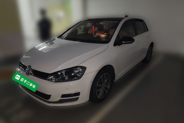Used Volkswagen Golf 2017 230TSI Automatic Luxury Million-Vehicle Commemorative Edition Guazi used car, China used car export, Used car for sale, Used  cars, Cheapest cars for sale
