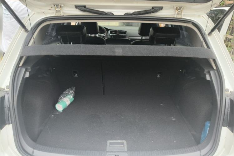Used Volkswagen Golf 2017 230TSI Automatic Luxury Million-Vehicle Commemorative Edition Trunk