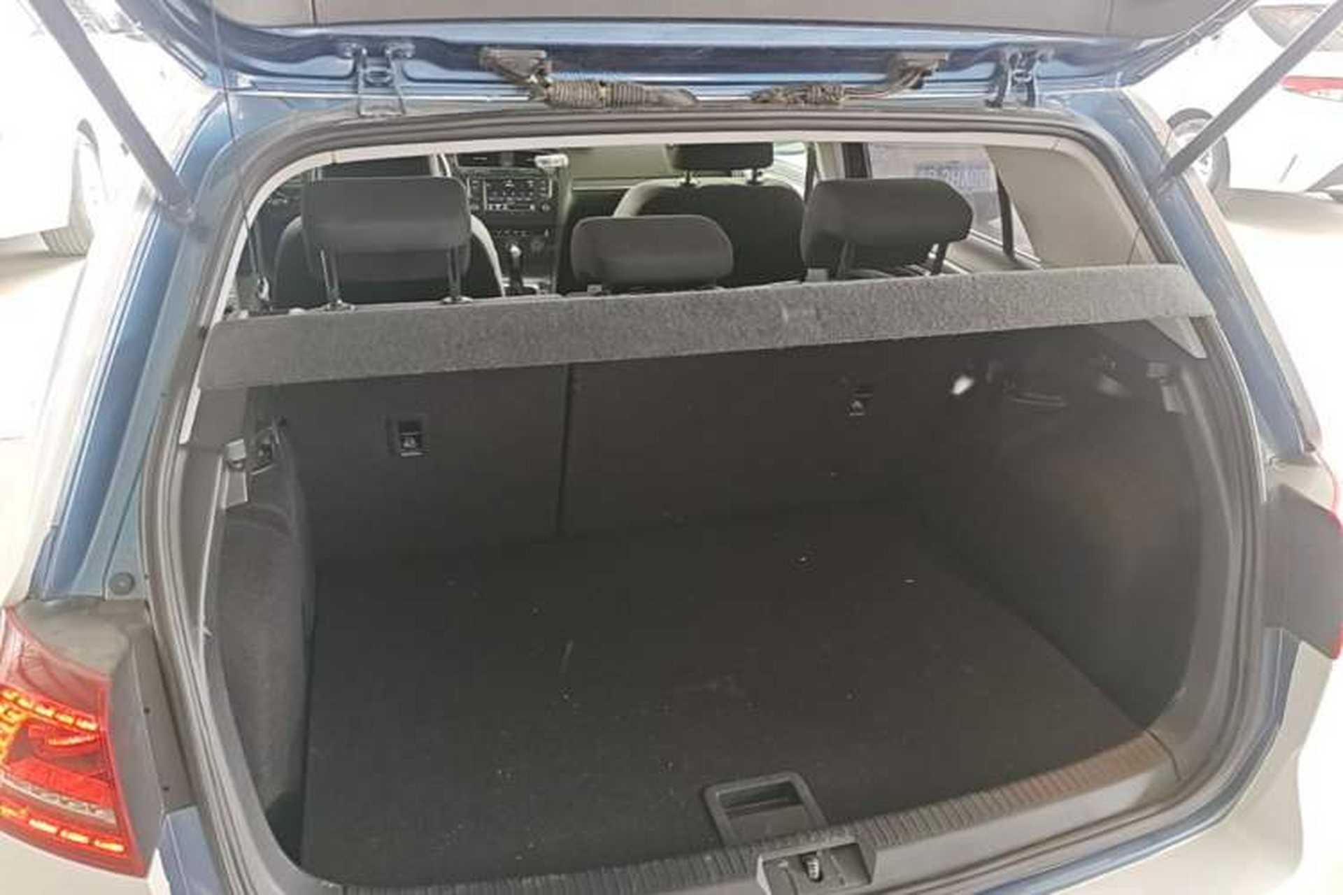 Used Volkswagen Golf 2017 230TSI Automatic Comfort Edition – Celebrating Milestone of One Million Units Trunk