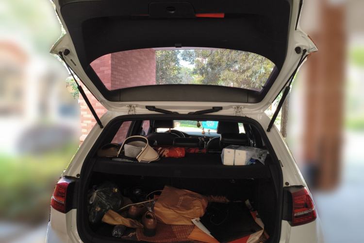 Used Volkswagen Golf 2017 280TSI Automatic R-Line Million-Vehicle Commemorative Edition Trunk