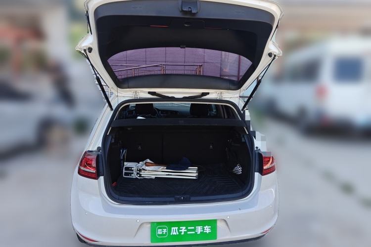 Used Volkswagen Golf 2017 1.6L Automatic Comfort Million-Vehicle Anniversary Edition Trunk