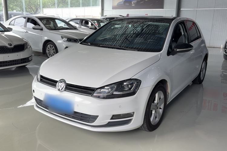 Used Volkswagen Golf 2017 230TSI Automatic Comfort Edition – Celebrating Milestone of One Million Units Guazi used car, China used car export, Used car for sale, Used  cars, Cheapest cars for sale