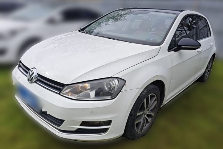 Used Volkswagen Golf 2017 230TSI Automatic Luxury Million-Vehicle Commemorative Edition Guazi used car, China used car export, Used car for sale, Used  cars, Cheapest cars for sale