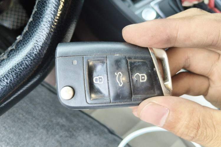 Used Volkswagen Golf 2017 230TSI Automatic Luxury Million-Vehicle Commemorative Edition Vehicle Key