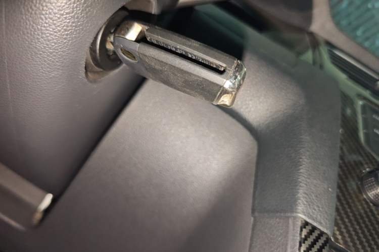 Used Volkswagen Golf 2017 280TSI Automatic R-Line Million-Vehicle Commemorative Edition Vehicle Key