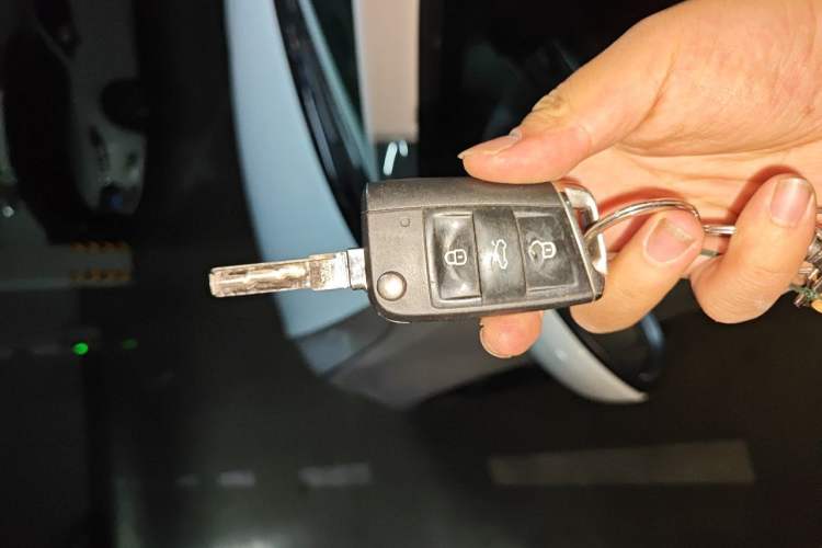 Used Volkswagen Golf 2017 280TSI Automatic R-Line Million-Vehicle Commemorative Edition Vehicle Key
