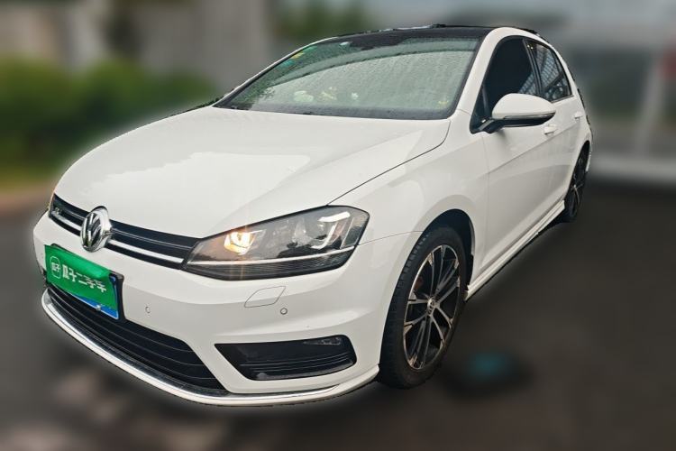 Used Volkswagen Golf 2017 280TSI Automatic R-Line Million-Vehicle Commemorative Edition Guazi used car, China used car export, Used car for sale, Used cars, Cheapest cars for sale