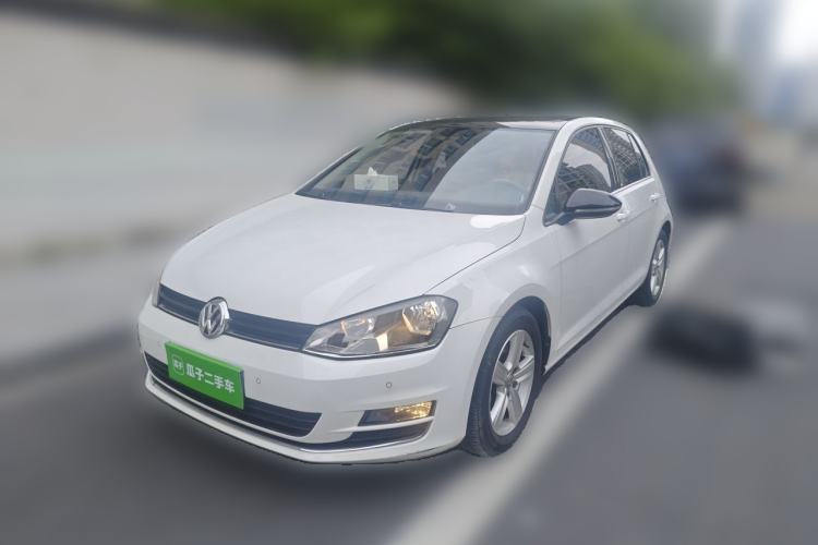 Used Volkswagen Golf 2017 230TSI Automatic Comfort Edition – Celebrating Milestone of One Million Units Guazi used car, China used car export, Used car for sale, Used  cars, Cheapest cars for sale