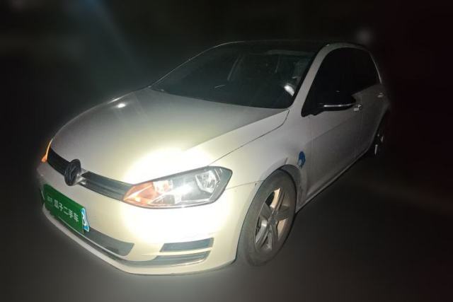 Used Volkswagen Golf 2017 1.6L Automatic Comfort Million-Vehicle Anniversary Edition