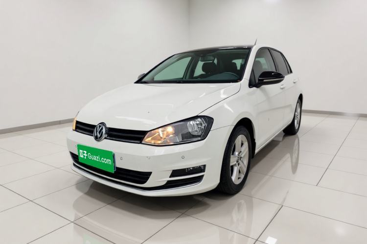 Used Volkswagen Golf 2017 230TSI Automatic Comfort Edition – Celebrating Milestone of One Million Units Guazi used car, China used car export, Used car for sale, Used cars, Cheapest cars for sale