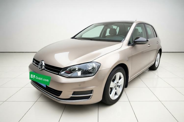 Gebrauchter Volkswagen Golf 2017 230TSI Automatic Comfort Edition – Celebrating Milestone of One Million Units Guazi used car, China used car export, Used car for sale, Used  cars, Cheapest cars for sale