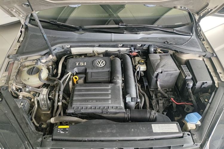 Used Volkswagen Golf 2017 230TSI Automatic Comfort Edition – Celebrating Milestone of One Million Units Engine Bay