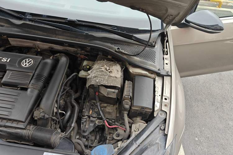 Used Volkswagen Golf 2017 230TSI Automatic Comfort Edition – Celebrating Milestone of One Million Units Engine Bay Left