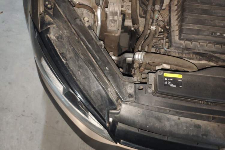 Used Volkswagen Golf 2017 230TSI Automatic Comfort Edition – Celebrating Milestone of One Million Units Engine Bay Right