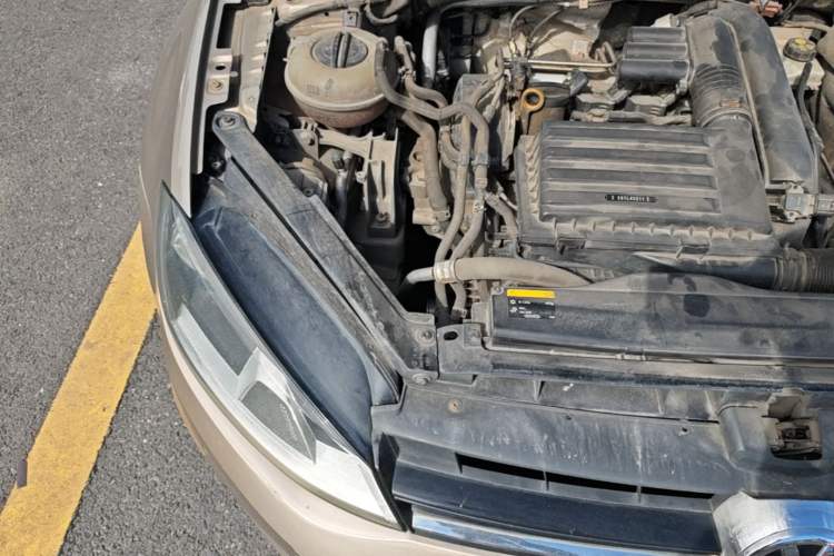 Used Volkswagen Golf 2017 230TSI Automatic Comfort Edition – Celebrating Milestone of One Million Units Engine Bay Right