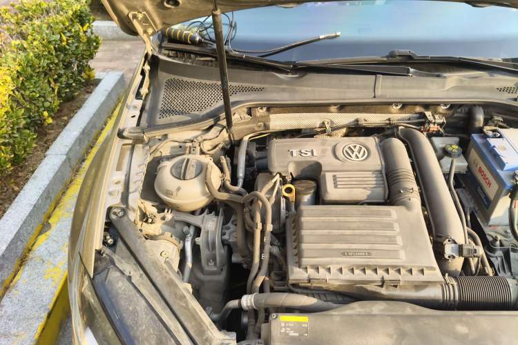 Used Volkswagen Golf 2017 230TSI Automatic Comfort Edition – Celebrating Milestone of One Million Units Engine Bay Right