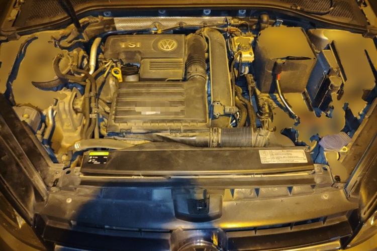 Used Volkswagen Golf 2017 230TSI Automatic Comfort Edition – Celebrating Milestone of One Million Units Engine Bay