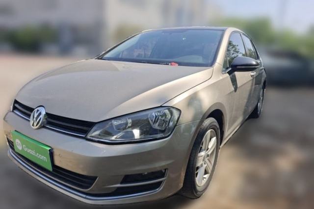 Used Volkswagen Golf 2017 1.6L Automatic Comfort Million-Vehicle Anniversary Edition
