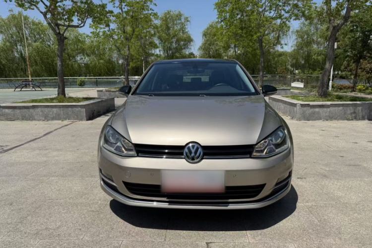 Used Volkswagen Golf 2017 230TSI Automatic Luxury Million-Vehicle Commemorative Edition Exterior 1
