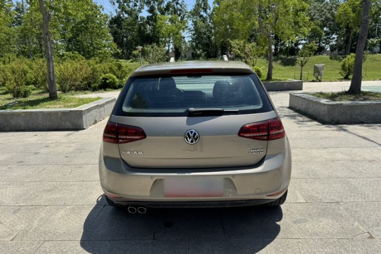 Used Volkswagen Golf 2017 230TSI Automatic Luxury Million-Vehicle Commemorative Edition Exterior 2
