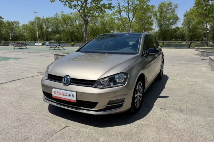 Used Volkswagen Golf 2017 230TSI Automatic Luxury Million-Vehicle Commemorative Edition Exterior 4