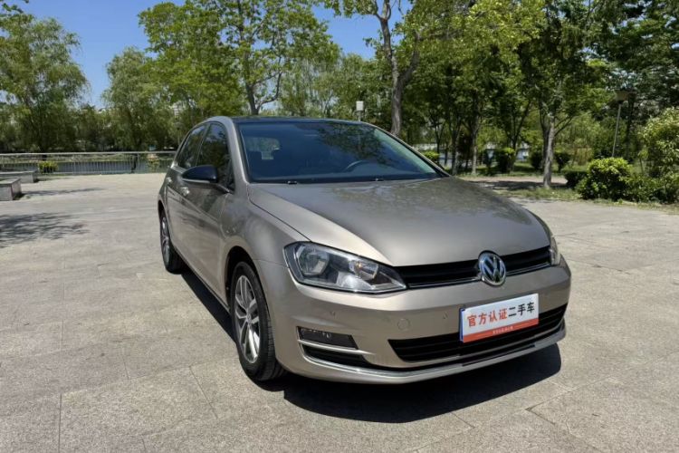 Used Volkswagen Golf 2017 230TSI Automatic Luxury Million-Vehicle Commemorative Edition Exterior 5