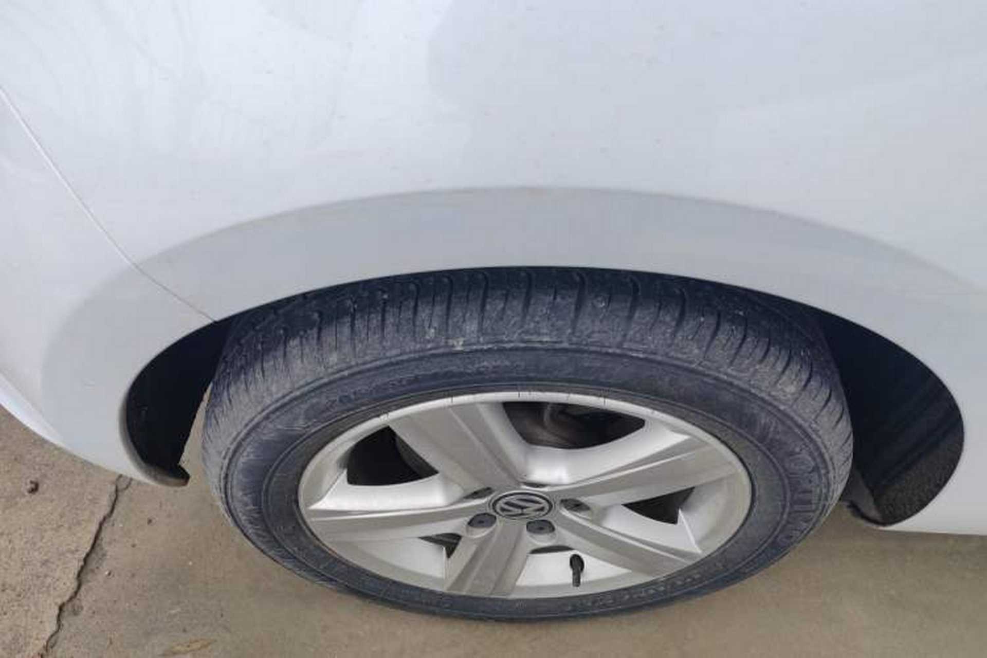 Used Volkswagen Golf 2017 230TSI Automatic Comfort Edition – Celebrating Milestone of One Million Units Exterior 5