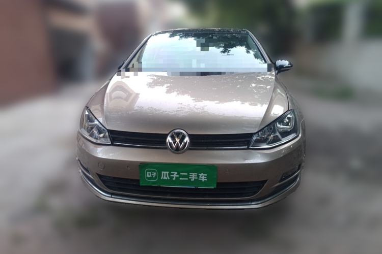 Used Volkswagen Golf 2017 230TSI Automatic Comfort Edition – Celebrating Milestone of One Million Units Front