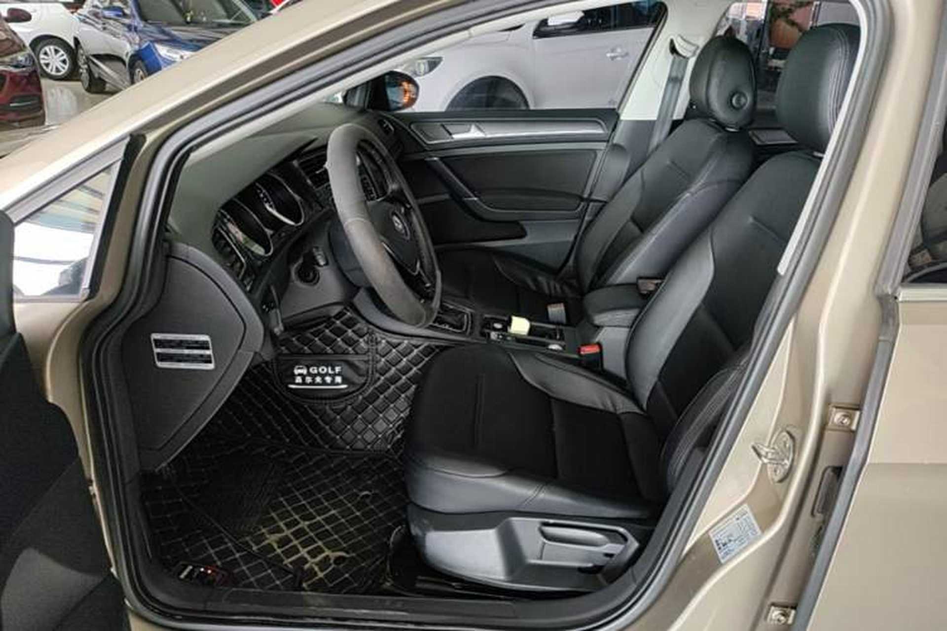 Used Volkswagen Golf 2017 230TSI Automatic Comfort Edition – Celebrating Milestone of One Million Units Left Front Seat