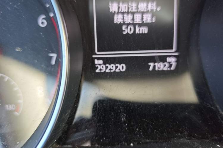 Used Volkswagen Golf 2017 230TSI Automatic Comfort Edition – Celebrating Milestone of One Million Units Odometer Close Up