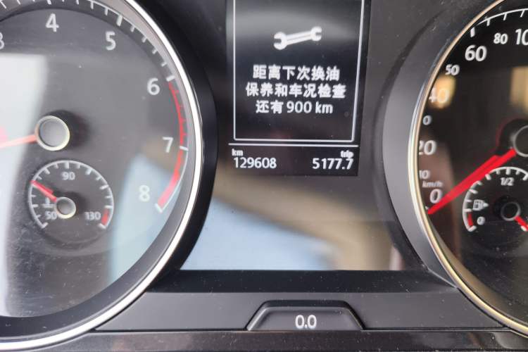 Used Volkswagen Golf 2017 230TSI Automatic Comfort Edition – Celebrating Milestone of One Million Units Odometer Close Up