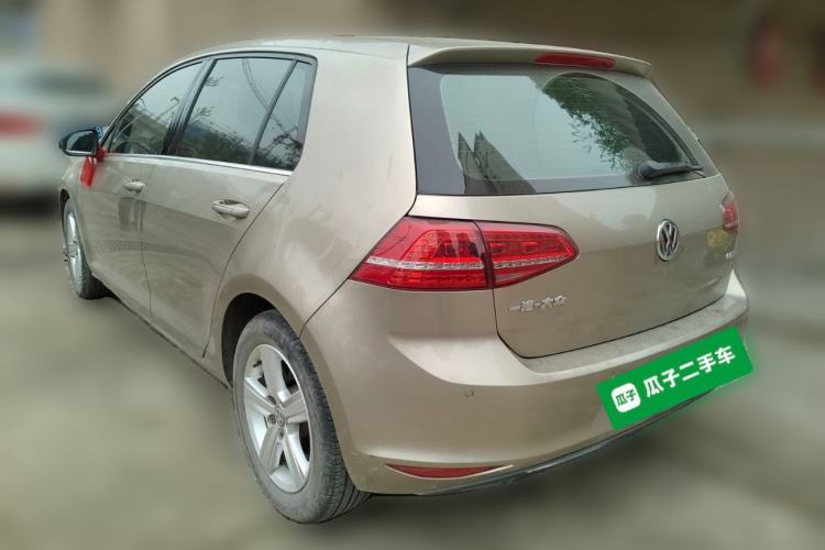 Used Volkswagen Golf 2017 1.6L Automatic Comfort Million-Vehicle Anniversary Edition Rear Left 45 Deg