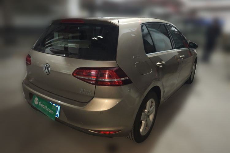 Used Volkswagen Golf 2017 230TSI Automatic Comfort Edition – Celebrating Milestone of One Million Units Rear Right 45 Deg