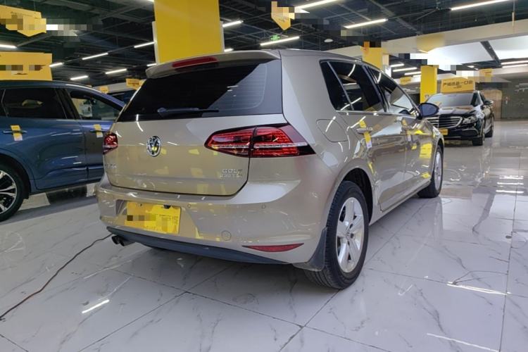 Used Volkswagen Golf 2017 230TSI Automatic Comfort Edition – Celebrating Milestone of One Million Units Rear Right 45 Deg