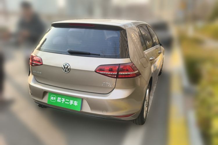 Used Volkswagen Golf 2017 230TSI Automatic Comfort Edition – Celebrating Milestone of One Million Units Rear Right 45 Deg