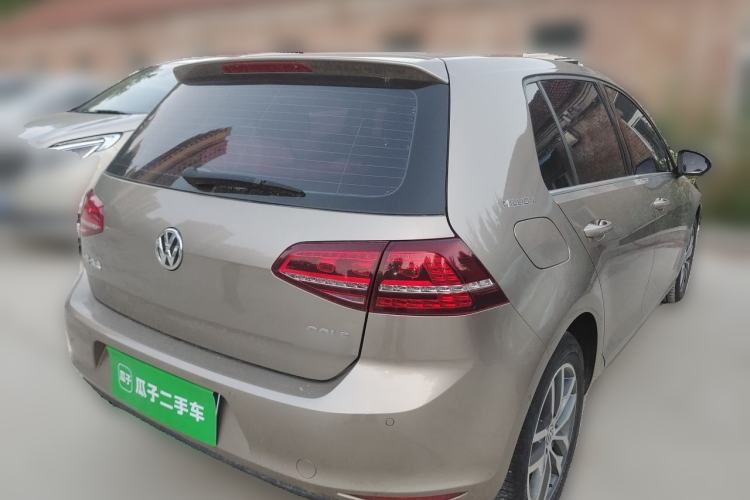 Used Volkswagen Golf 2017 230TSI Automatic Luxury Million-Vehicle Commemorative Edition Rear Right 45 Deg