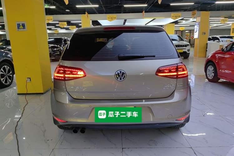 Used Volkswagen Golf 2017 230TSI Automatic Comfort Edition – Celebrating Milestone of One Million Units Rear