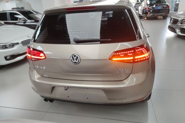 Used Volkswagen Golf 2017 230TSI Automatic Comfort Edition – Celebrating Milestone of One Million Units Rear